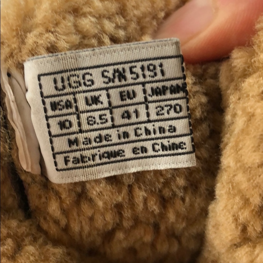 LEATHER UGGS - Picture 4 of 8
